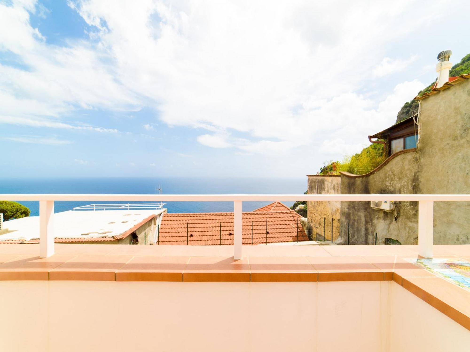 Spacious Holiday Home In Positano Holiday home