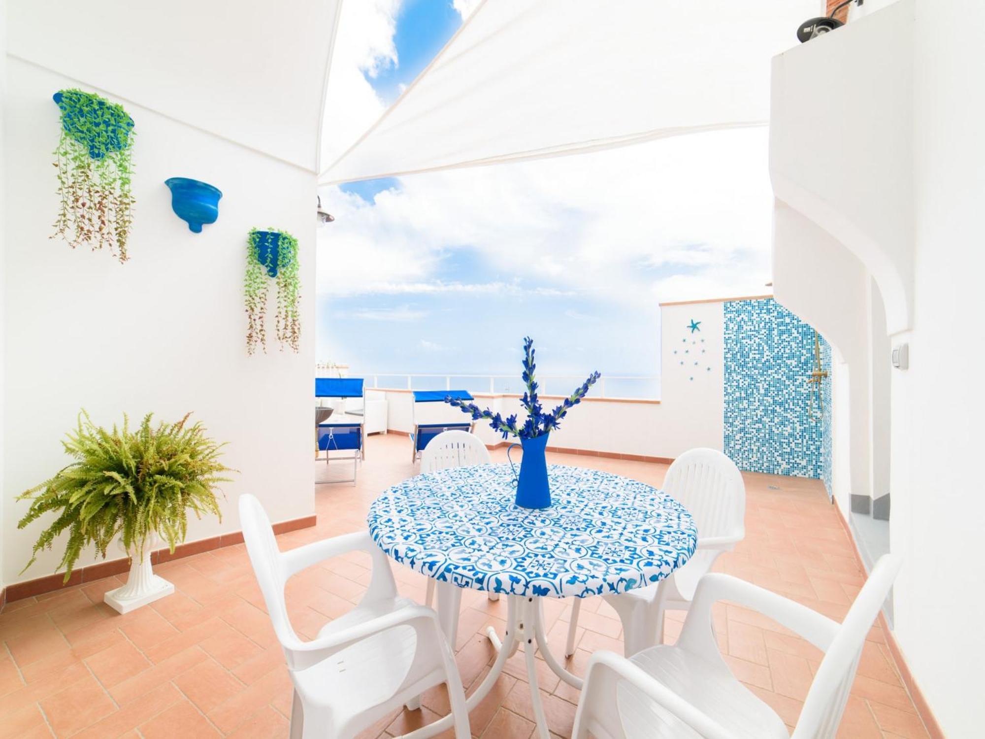 Spacious Holiday Home In Positano Holiday home Positano